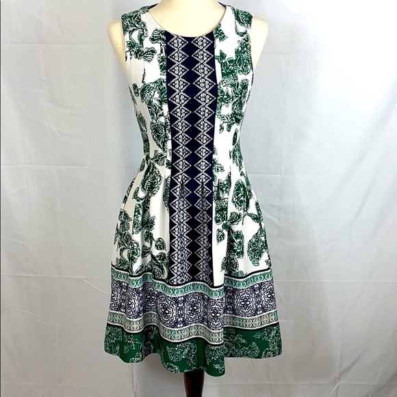 Vince Camuto Dresses & Skirts - VINCE CAMUTO DRESS